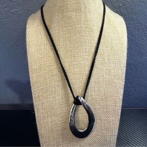 LIA SOPHIA Silver Tone Pendant Black Necklace 16 -19 Inches Cocktail Statement